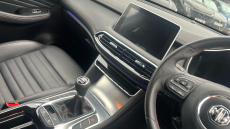 MG HS 1.5 T-GDI Trophy 5dr Petrol Hatchback